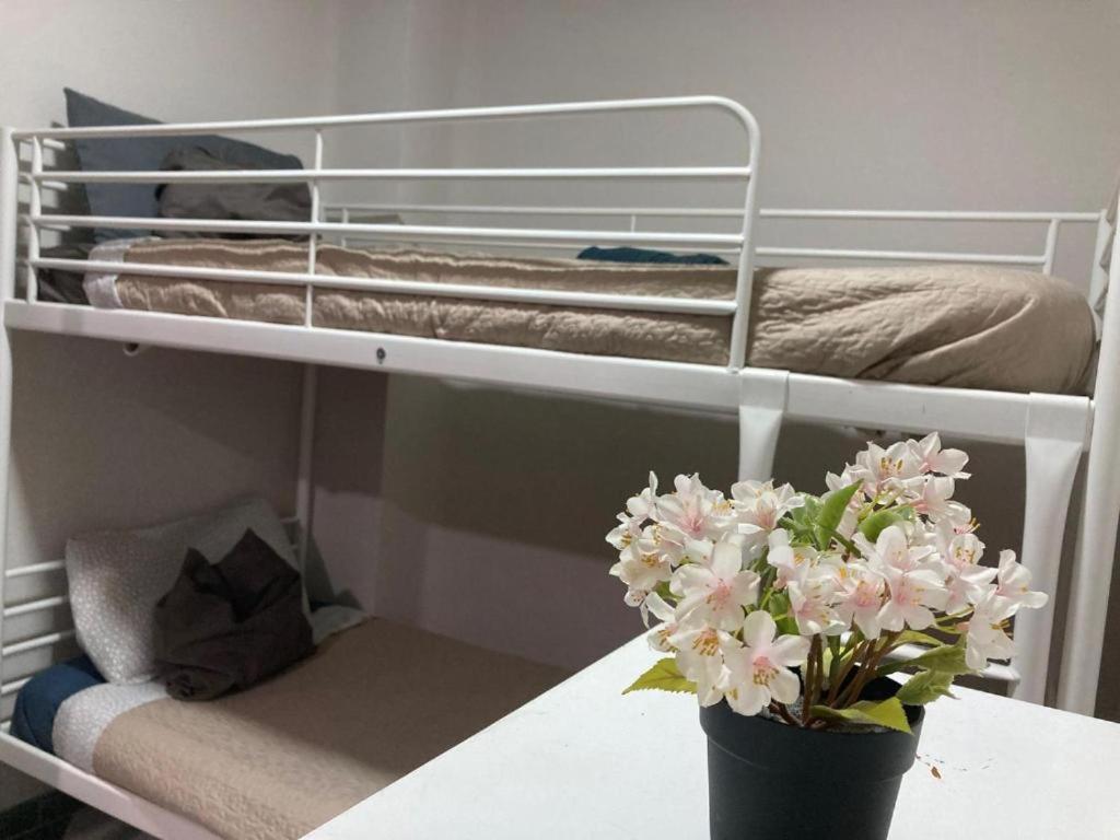 Calu Homes Cerca De Estacion De Tren Malaga Bagian luar foto